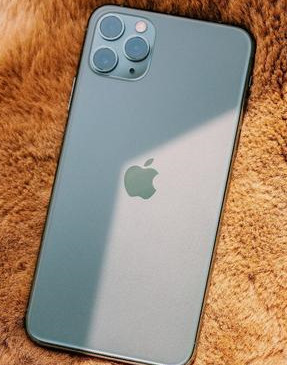 新兴镇苹果维修点分享iPhone 11 Pro Max电池发烫特殊问题 